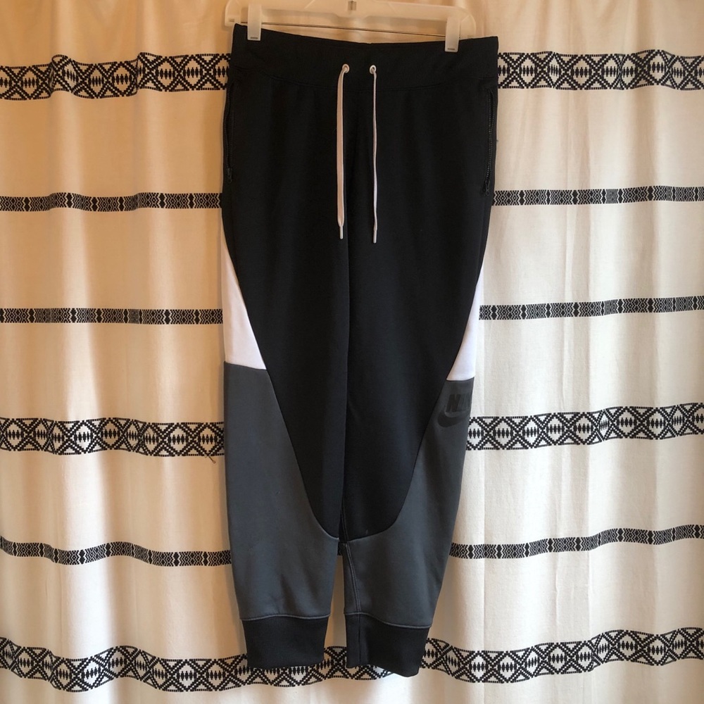 Nike running joggers